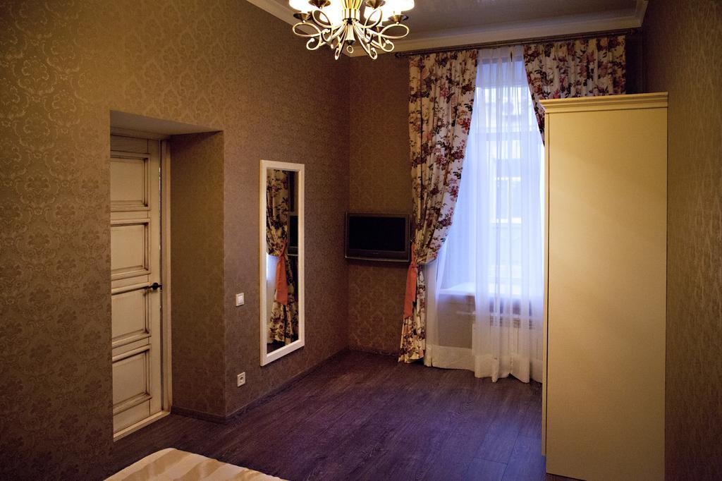 Apartment In Deribasovskaya Street 13 أوديسا المظهر الخارجي الصورة